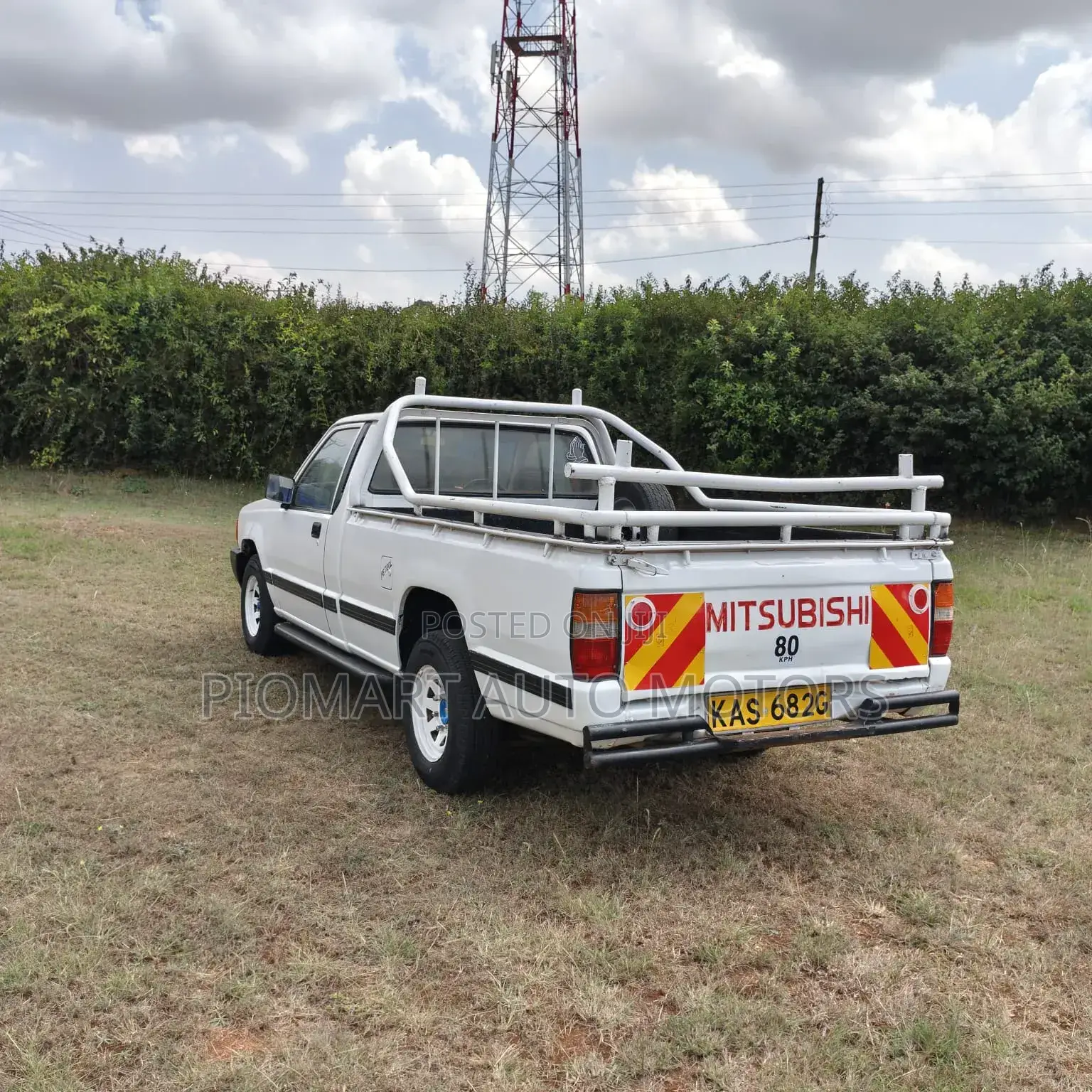 Mitsubishi L200 2005 White
