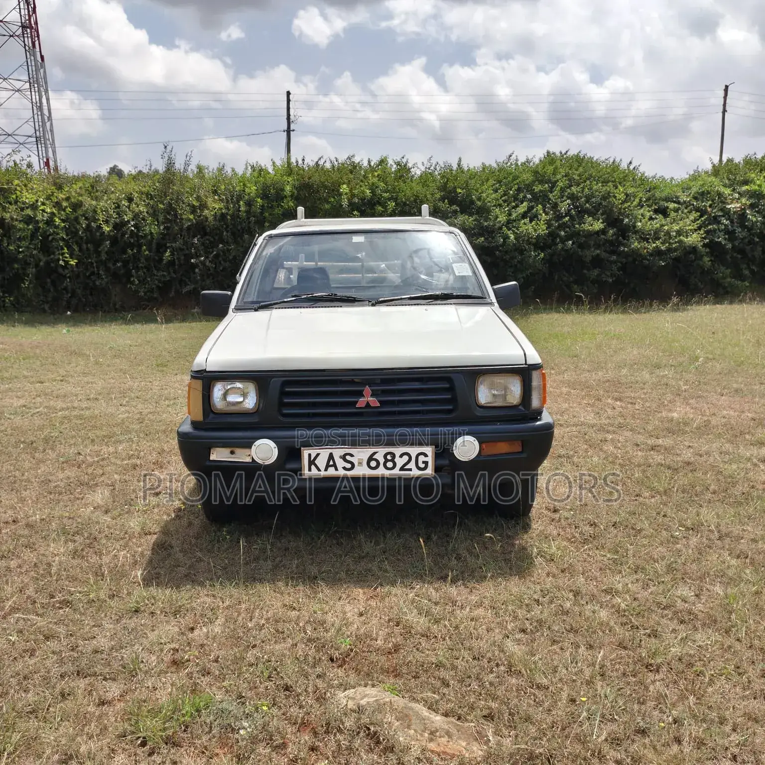 Mitsubishi L200 2005 White