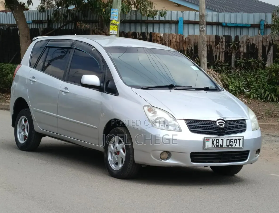 Toyota Corolla Spacio 2003 Silver