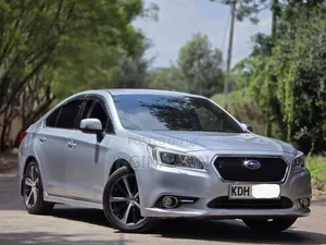 Subaru Legacy 2015 Silver