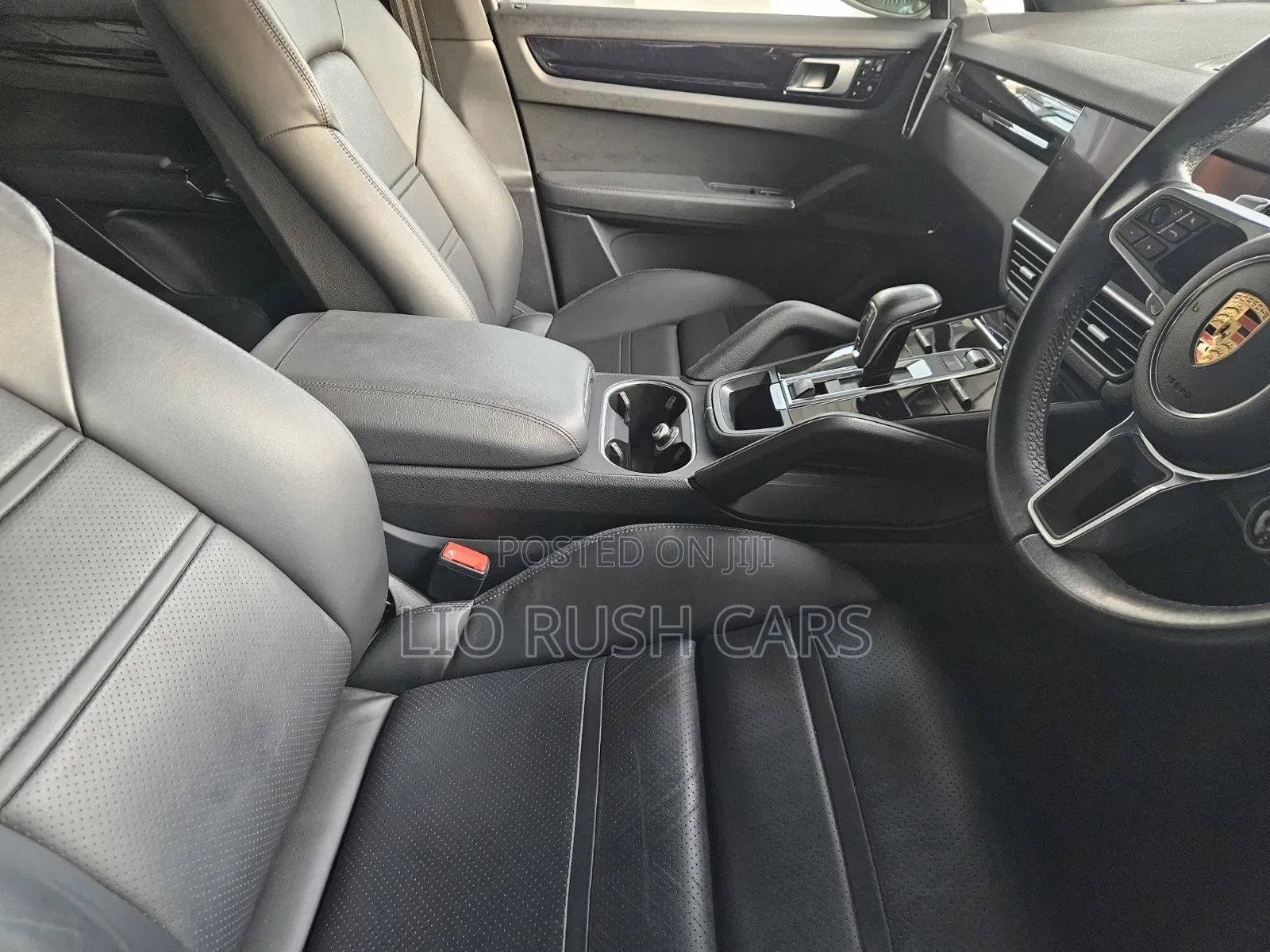Porsche Cayenne 2022 White
