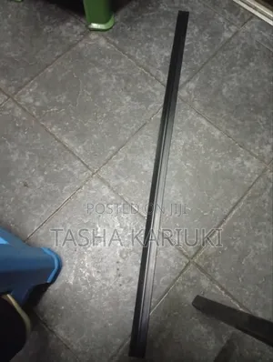 Long Lasting Silicone Door Sealer 1m