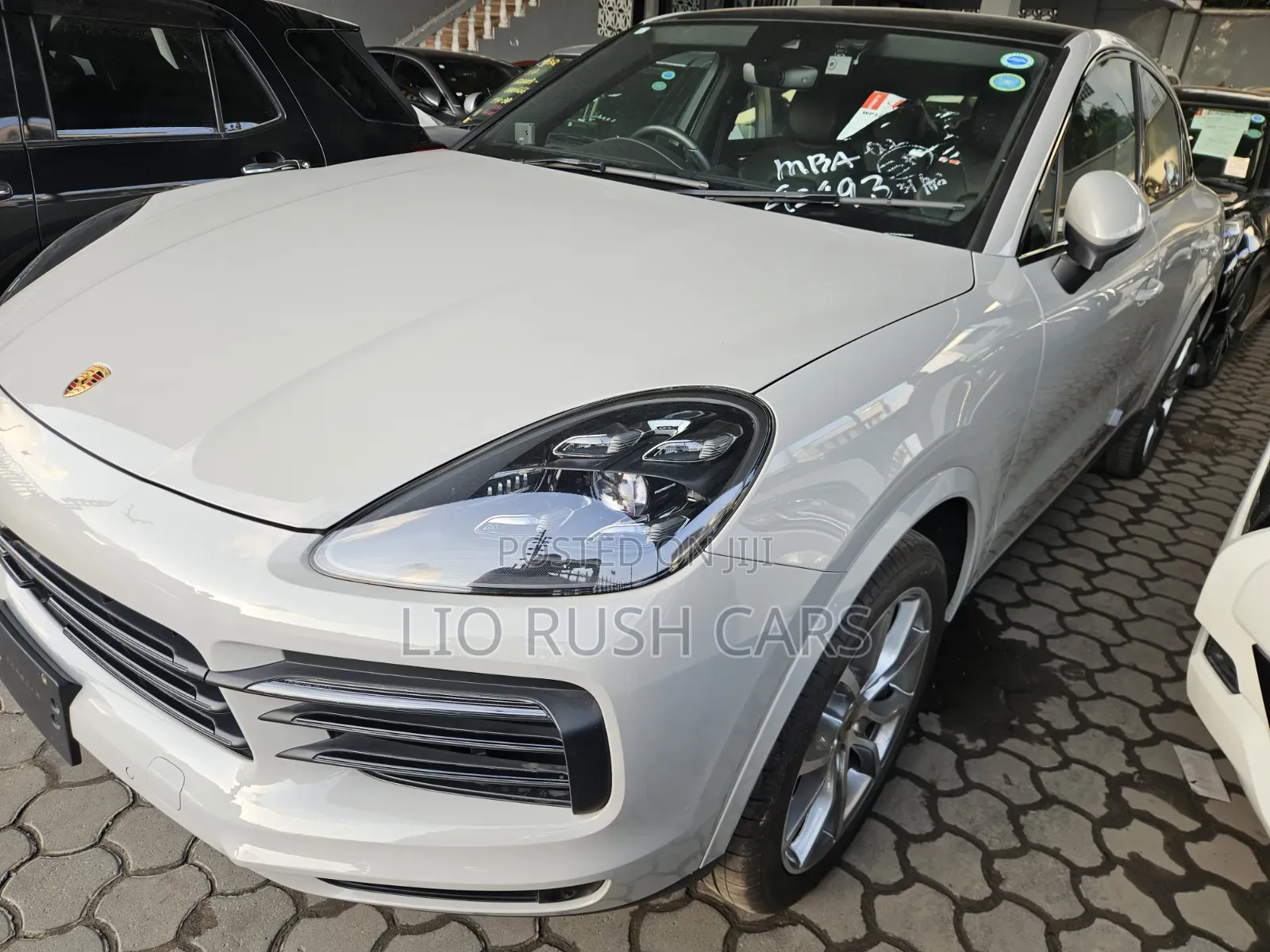 Porsche Cayenne 2022 White