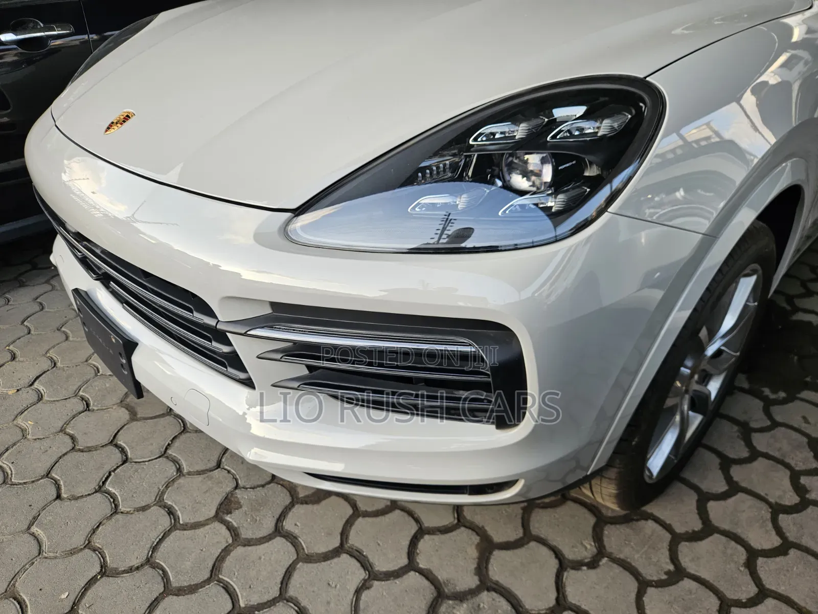 Porsche Cayenne 2022 White