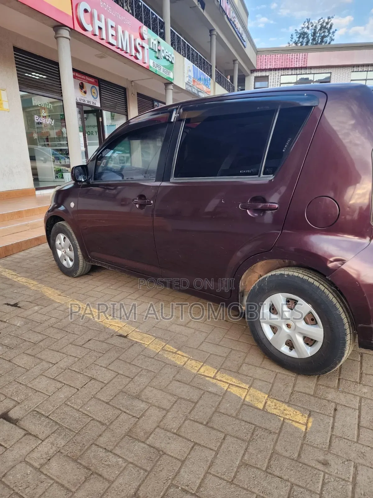 Toyota Passo 2010 Maroon