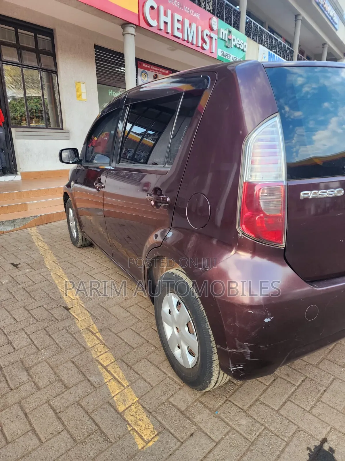 Toyota Passo 2010 Maroon