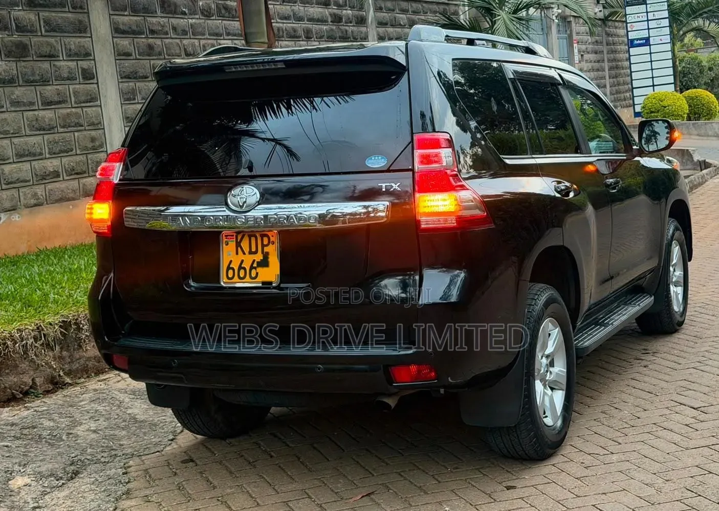 Toyota Land Cruiser Prado 2017 Black