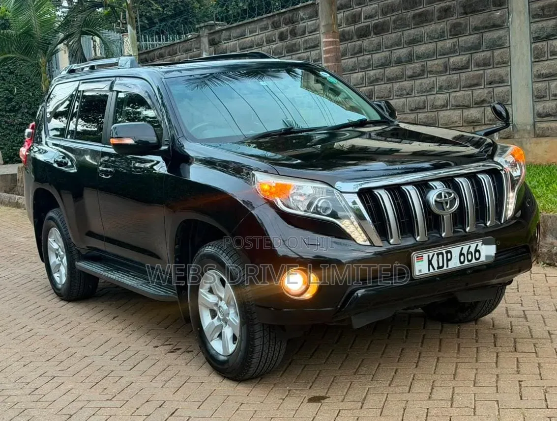 Toyota Land Cruiser Prado 2017 Black