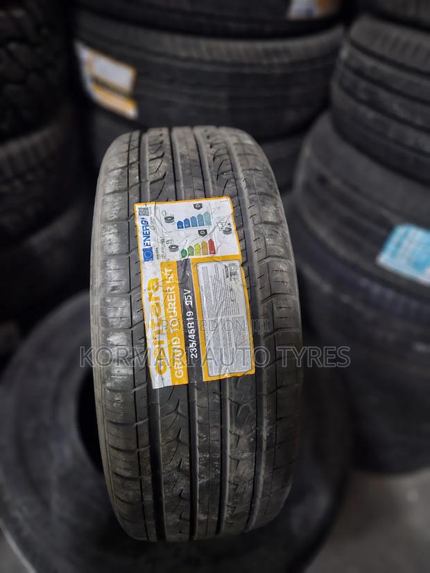 235/45r19 Centara Tyre - main view
