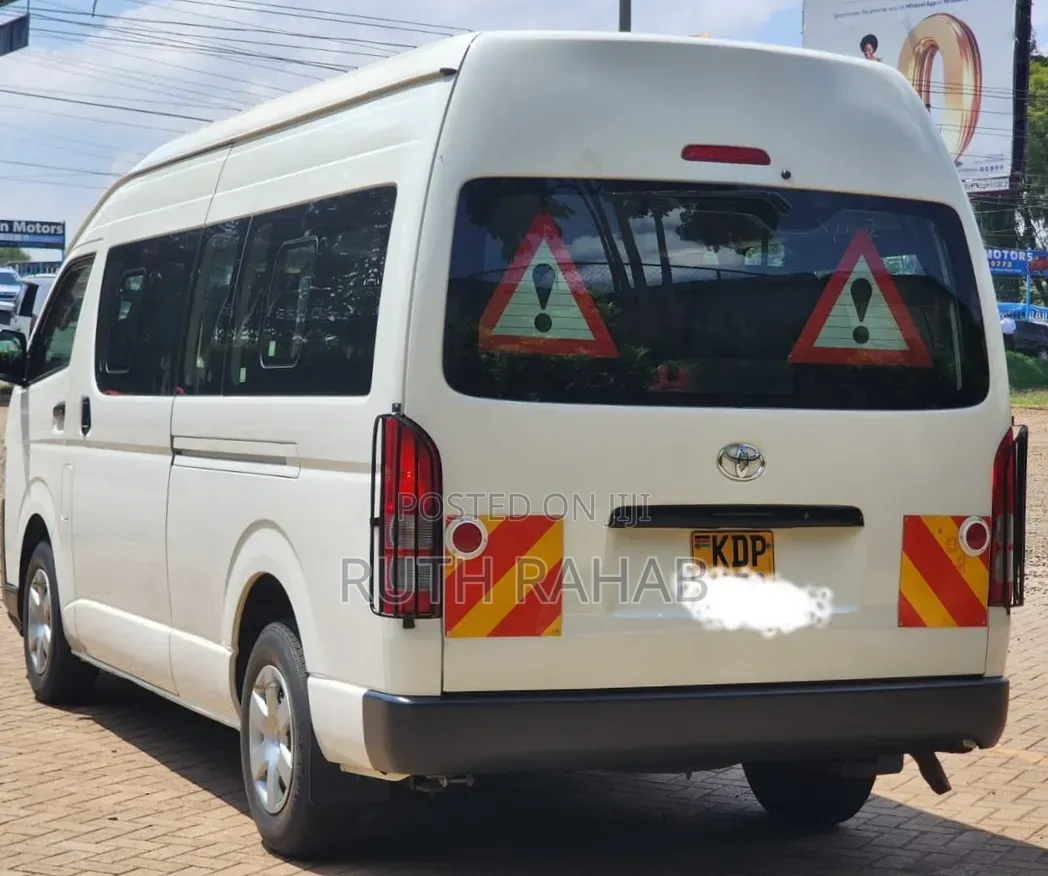 Toyota HiAce 2023 White