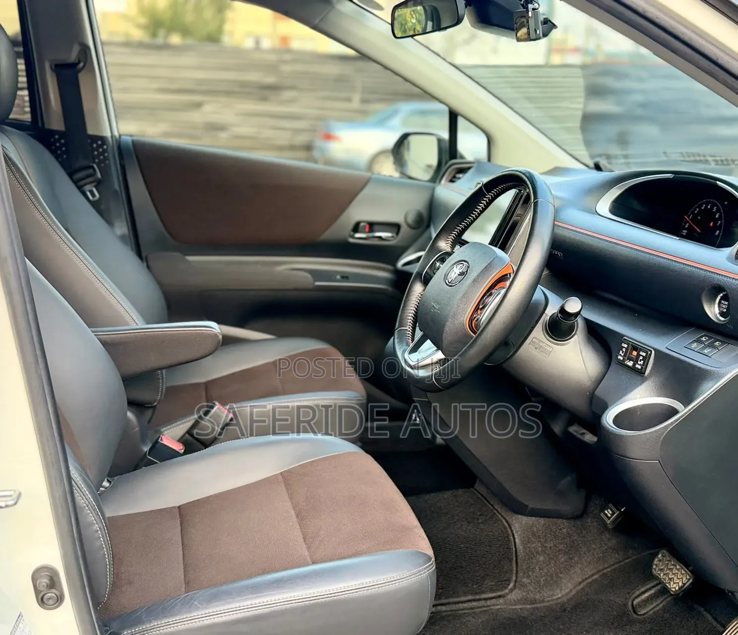 Toyota Sienta 2020 White