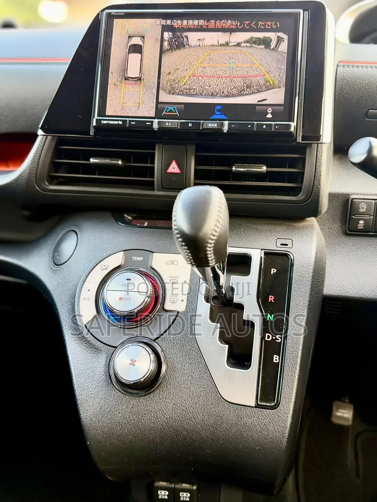 Toyota Sienta 2020 White