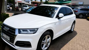 Audi Q5 2018 Off white