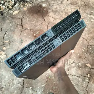 Playstation 4 Standard