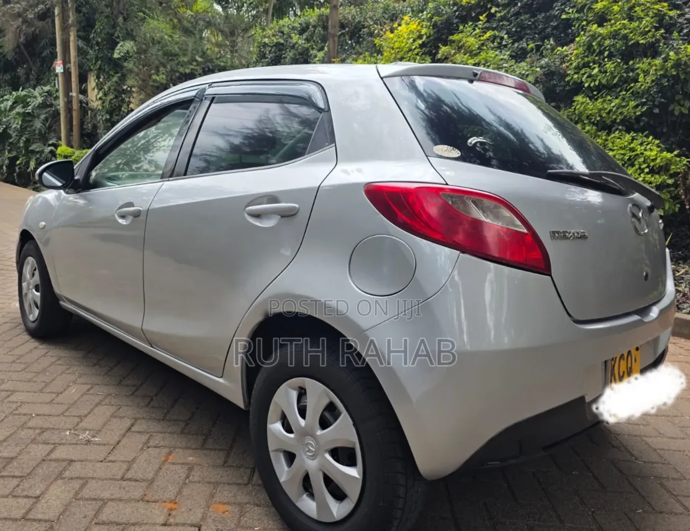 Mazda Demio 2012 Silver