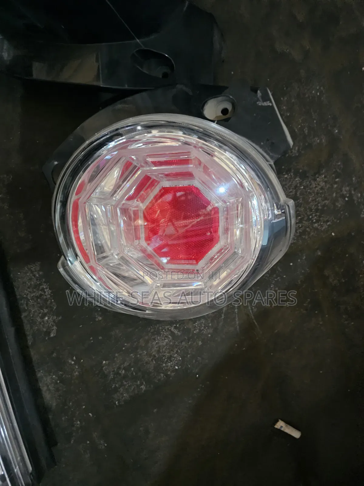 Suzuki Cast Taillight
