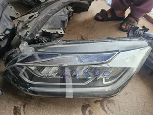 Honda Grace Headlight