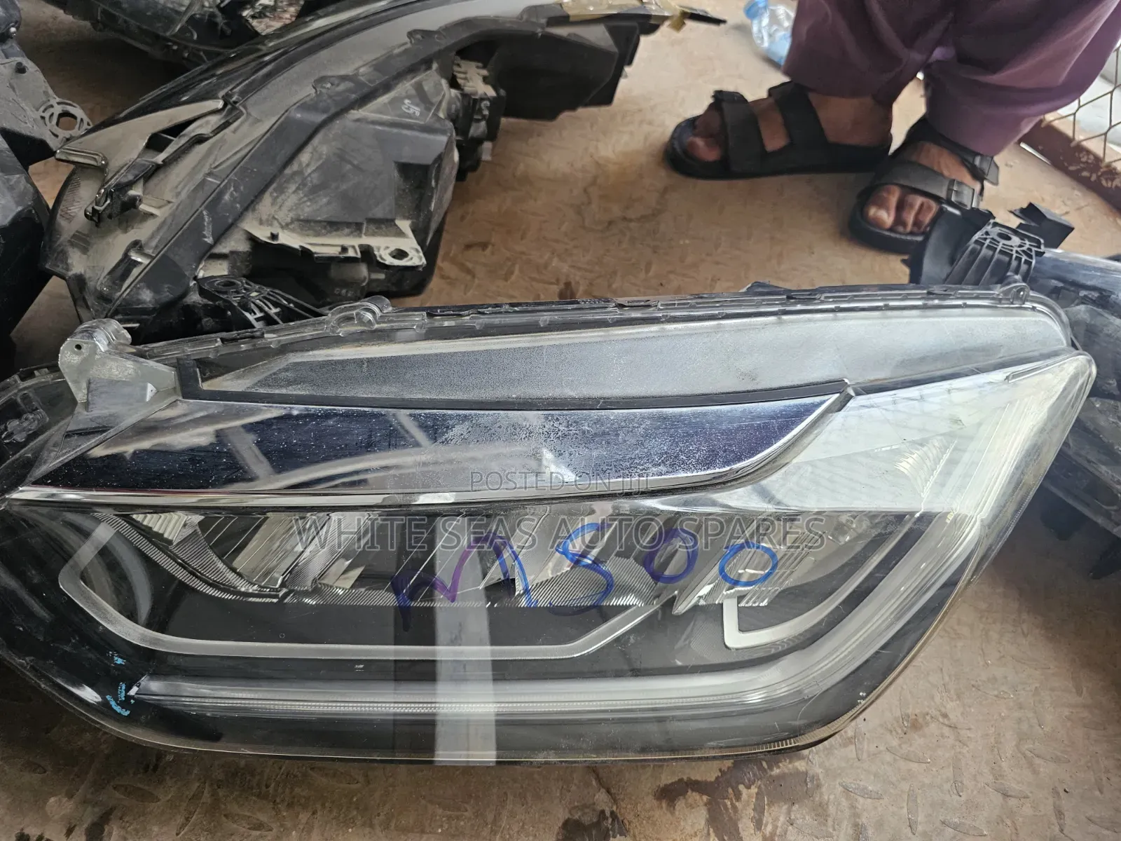 Honda Grace Headlight