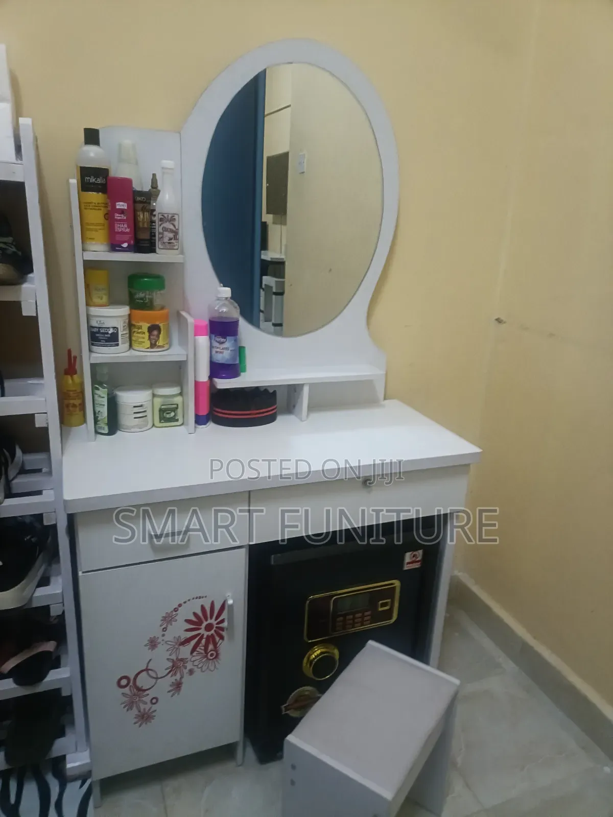 Simple Dressing Table Dressing Table
