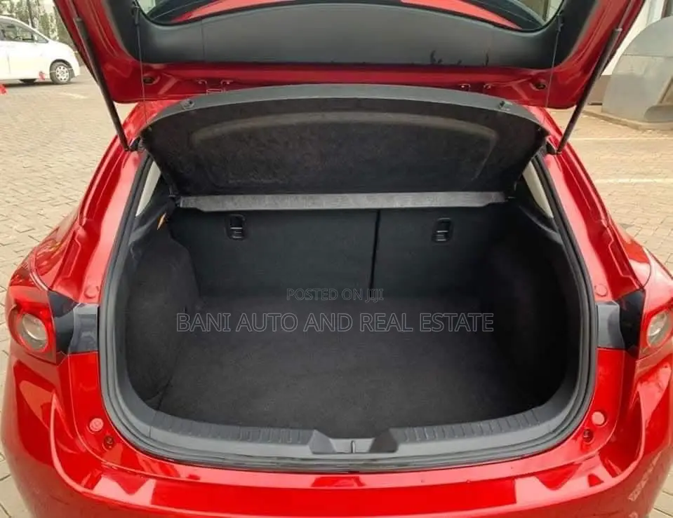 Mazda Axela 2018 Red
