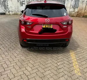Mazda Axela 2018 Red