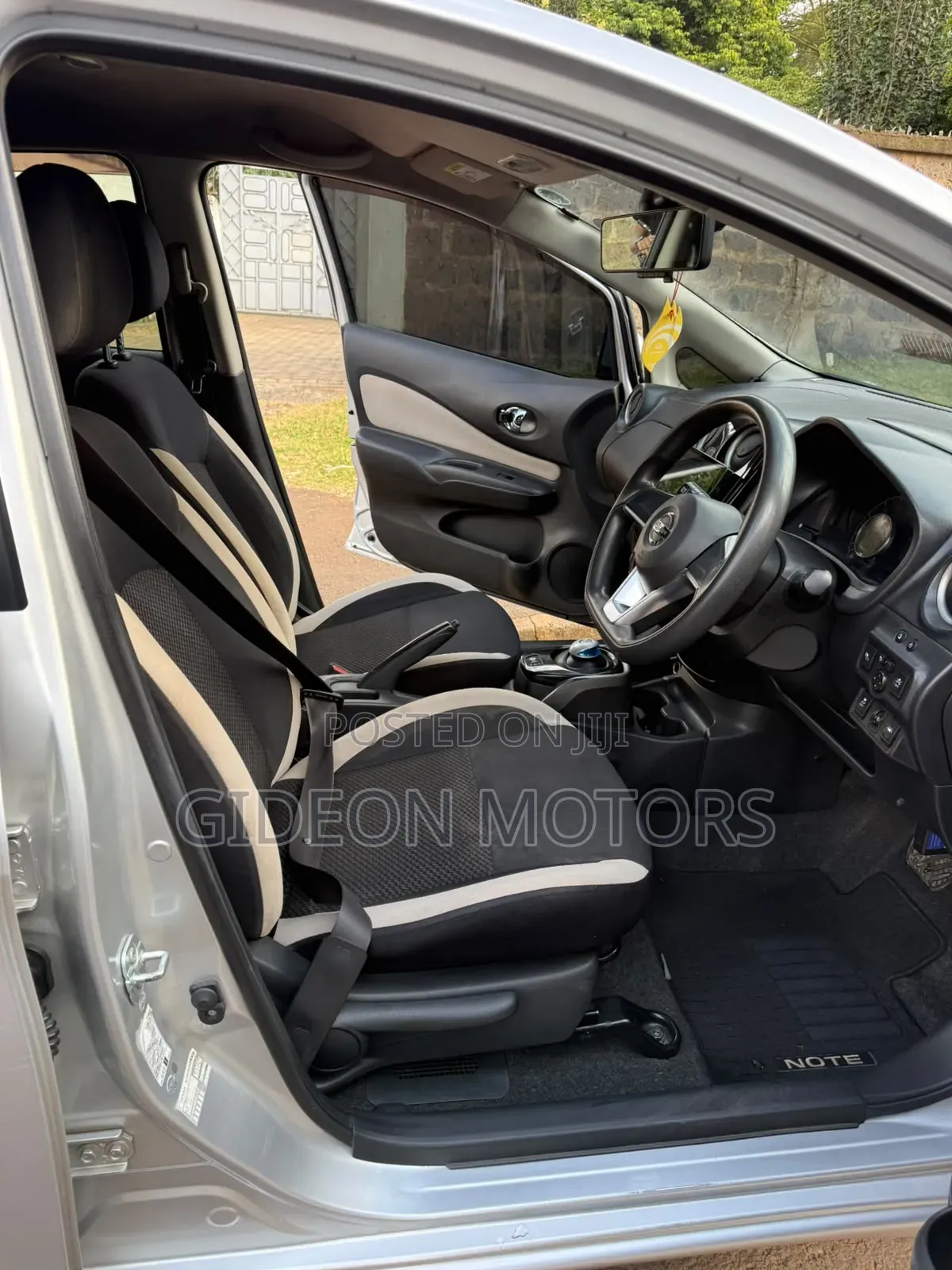 Nissan Note 2017 Silver