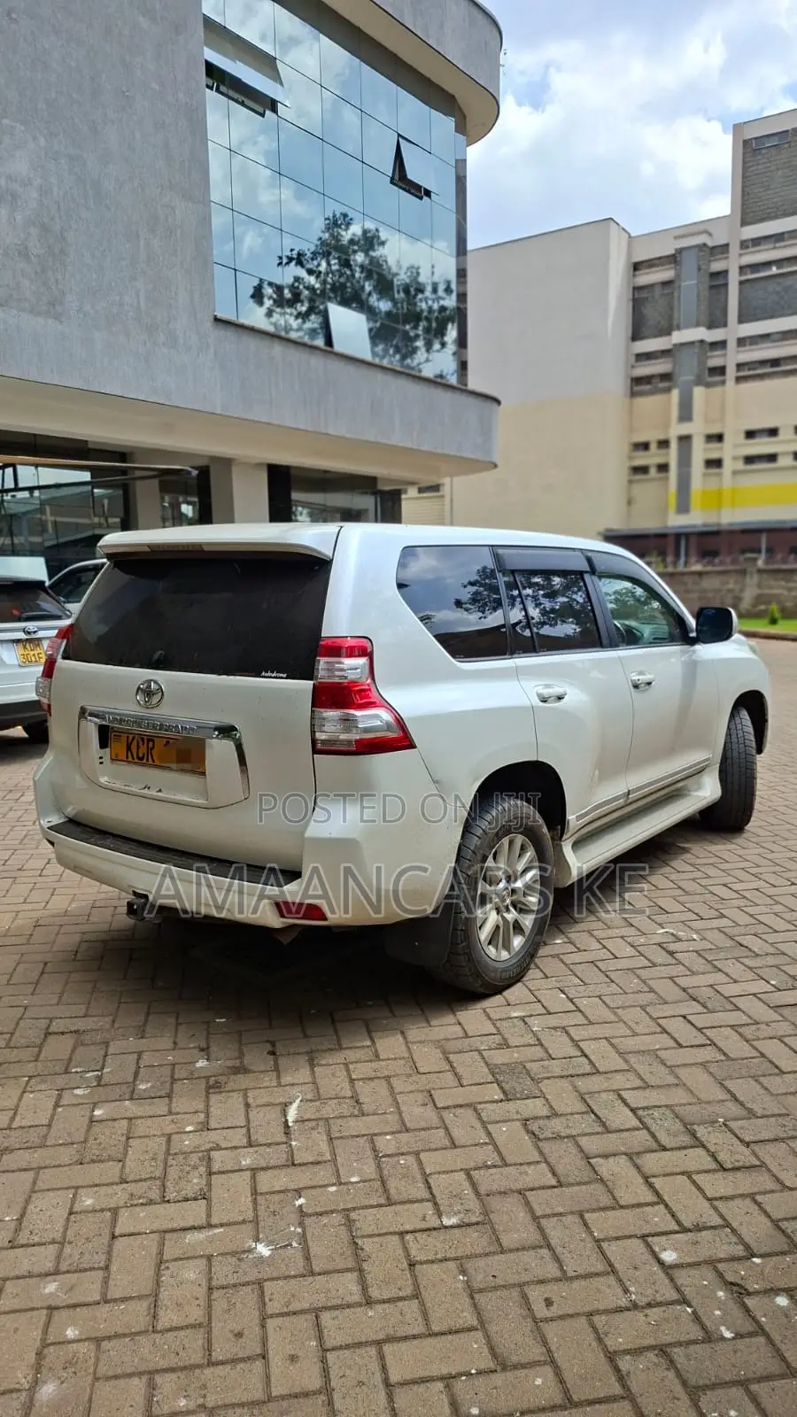Toyota Land Cruiser Prado 4.0 Petrol TX 2012 White