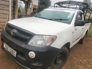 Toyota Hilux 2007 White
