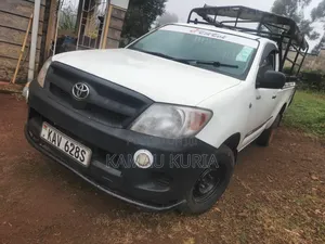 Toyota Hilux 2007 White