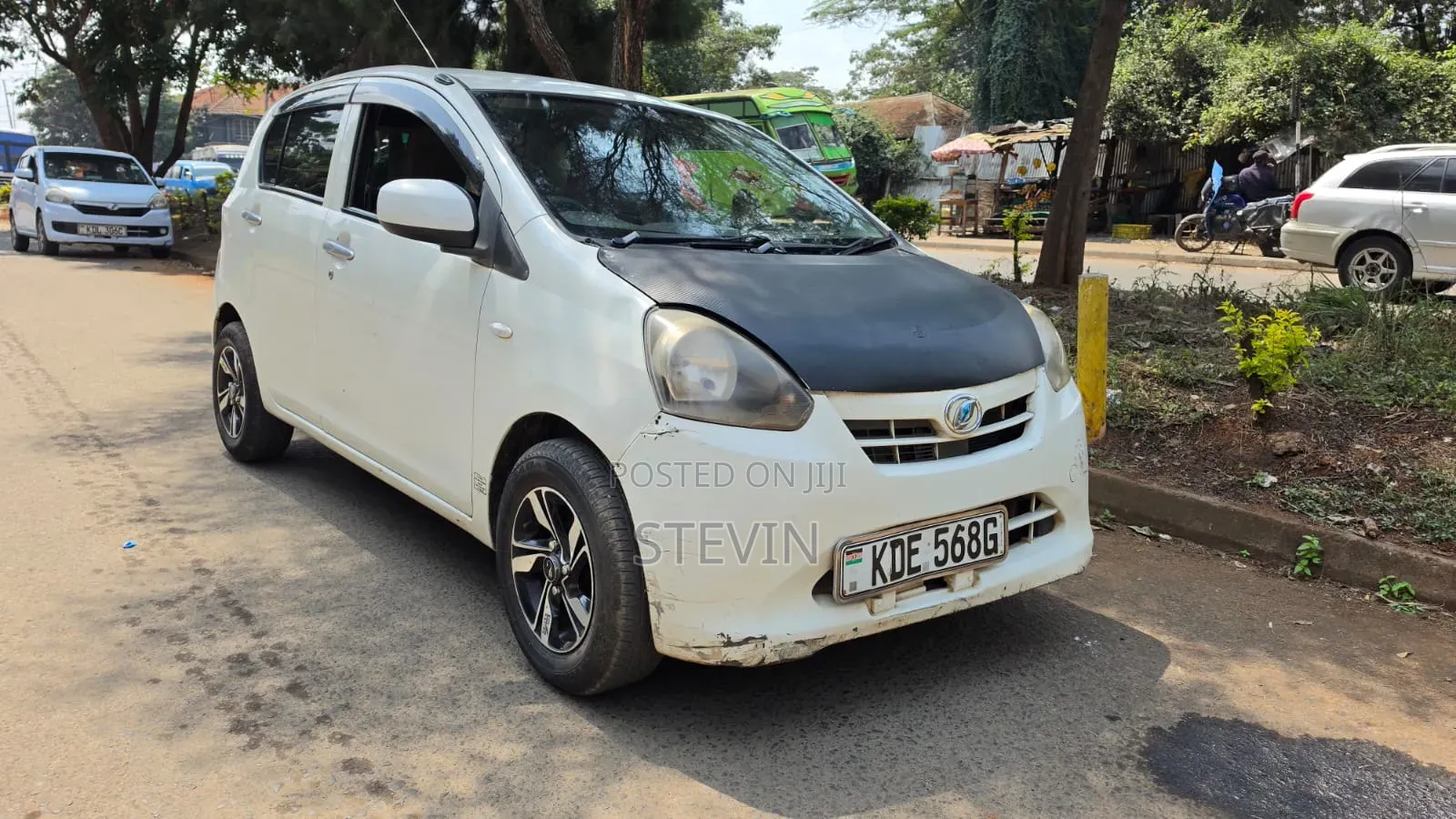 Daihatsu Mira 2014 White