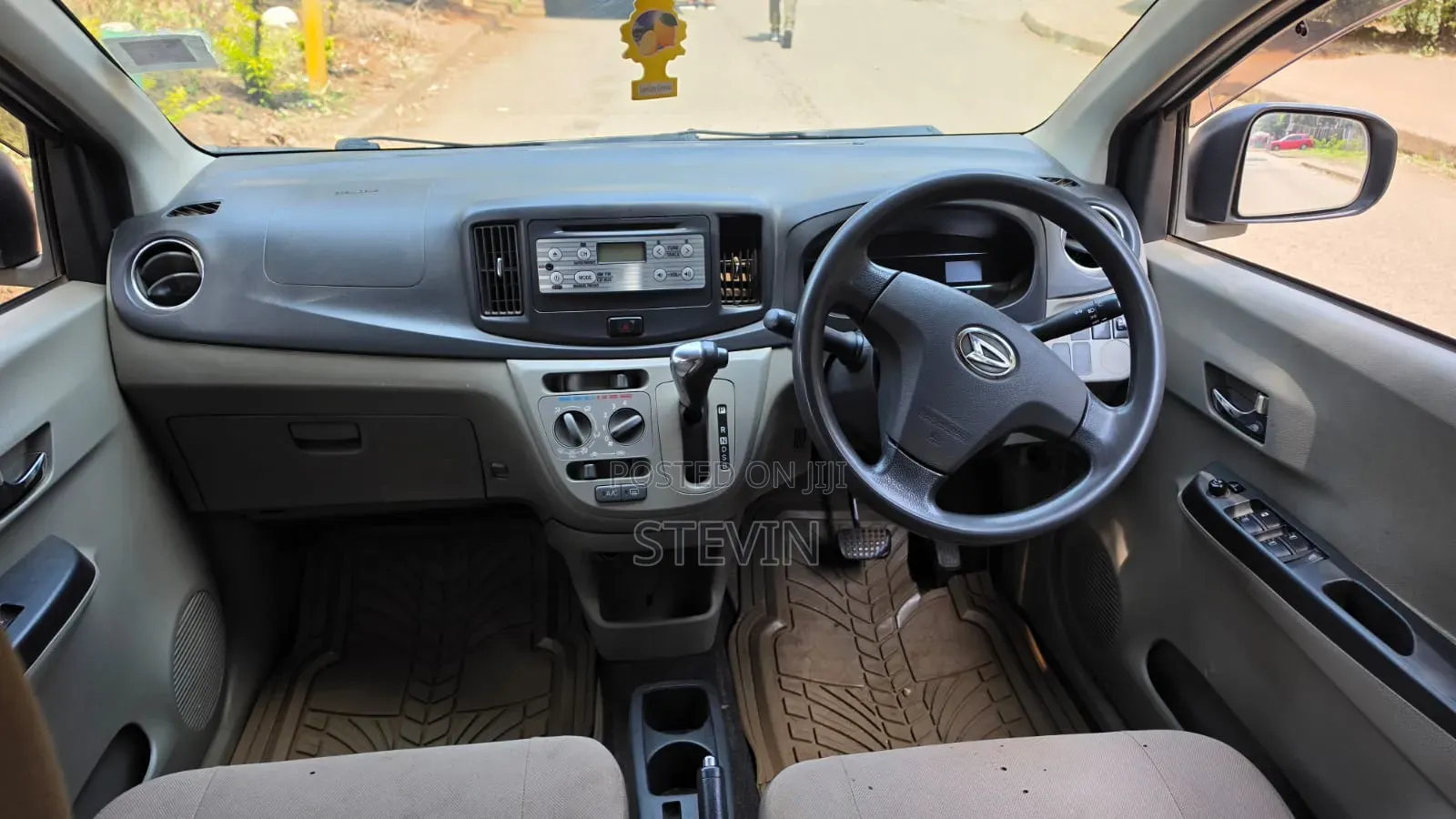 Daihatsu Mira 2014 White