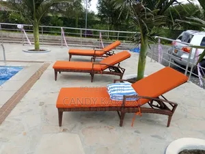 Luxury Outdoor Pool Lounger -Adjustable Rattan Sun Bed