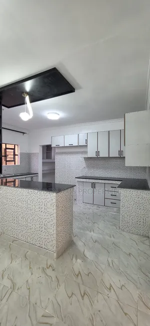 4bdrm Bungalow in Kitengela for sale