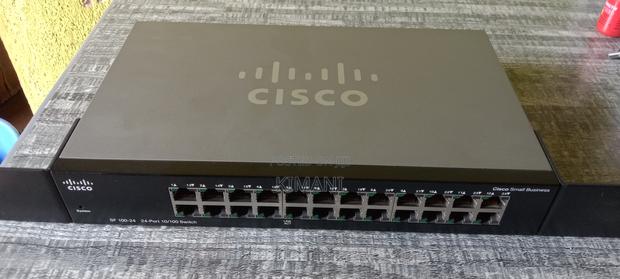Cisco Sf100-24 - thumbnail 3