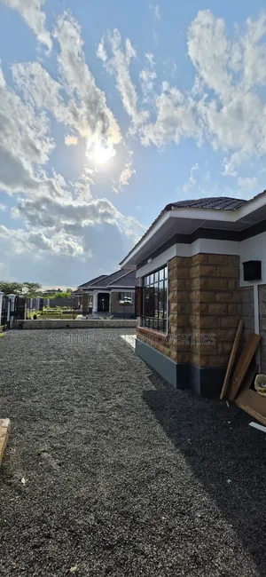 3bdrm Bungalow in Kitengela for sale