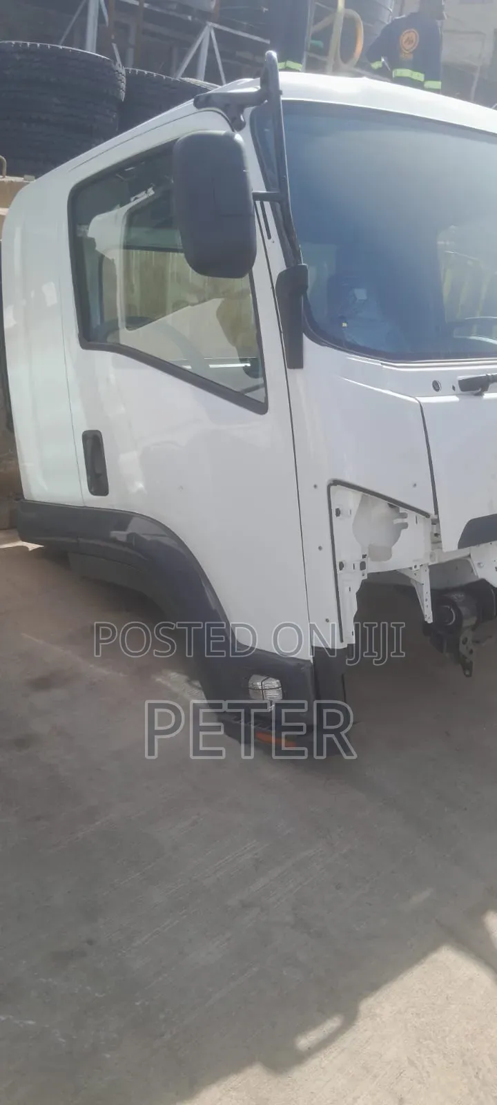 Isuzu FRR 90 Blue Power Cabin