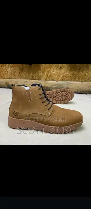 Caterpillar Cat Chelsea Boots