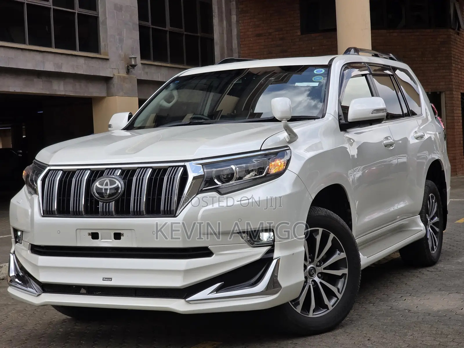 Toyota Land Cruiser Prado 2.8 2019 White