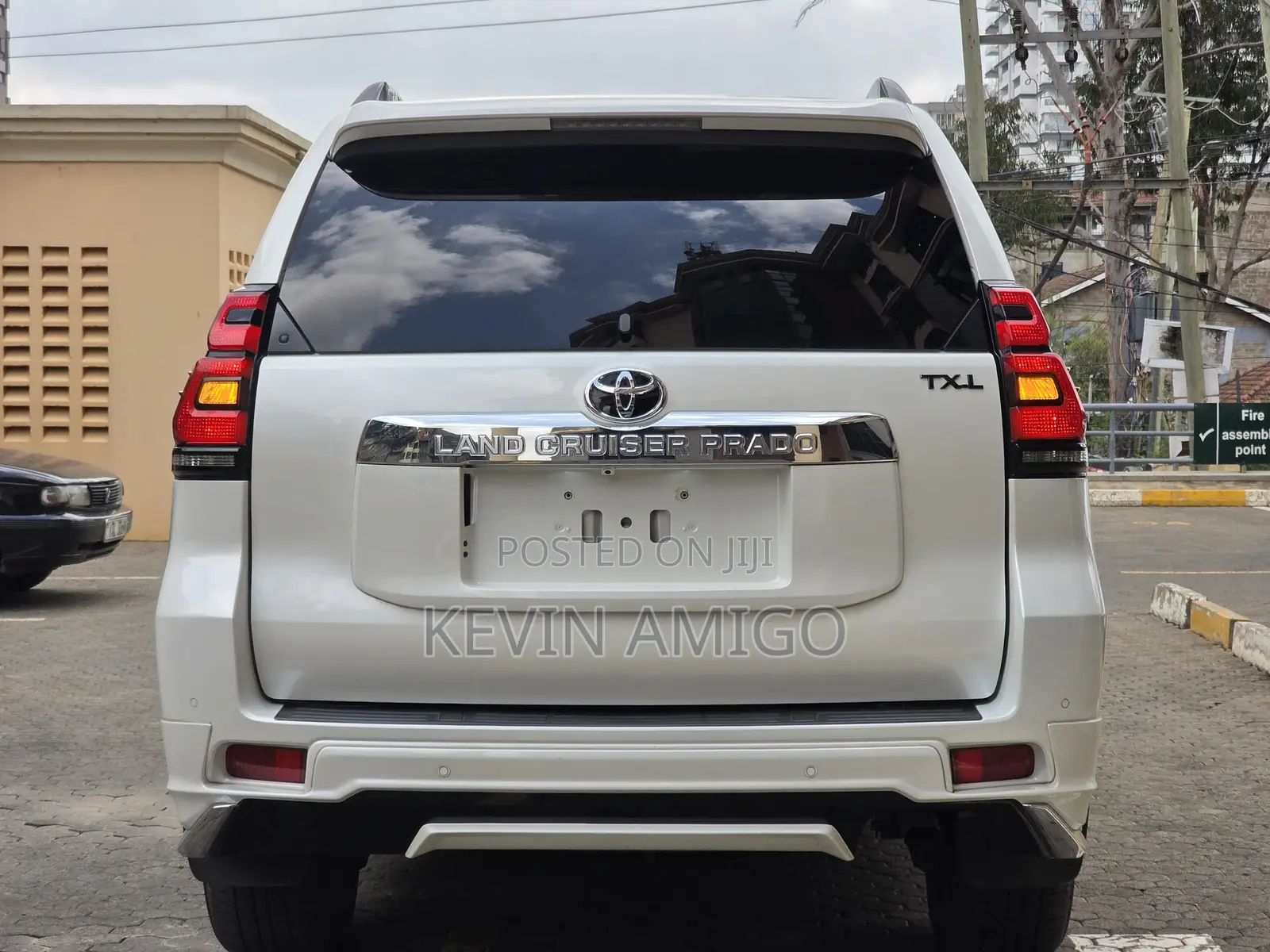 Toyota Land Cruiser Prado 2.8 2019 White