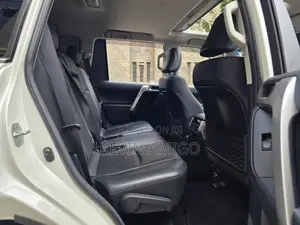 Toyota Land Cruiser Prado 2.8 2019 White
