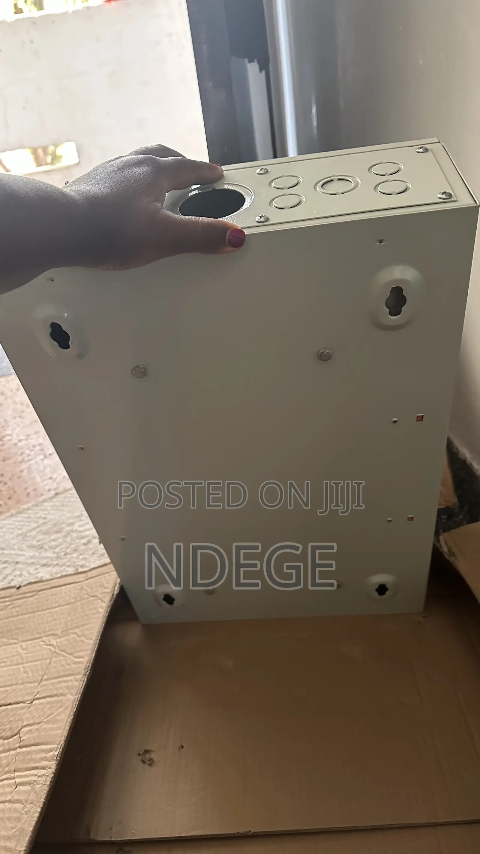 18-way Metal Distribution Board (Db Board) With Main Isolator Mcbs