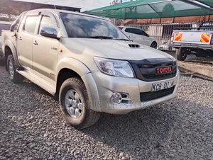 Toyota Hilux 2007 Silver