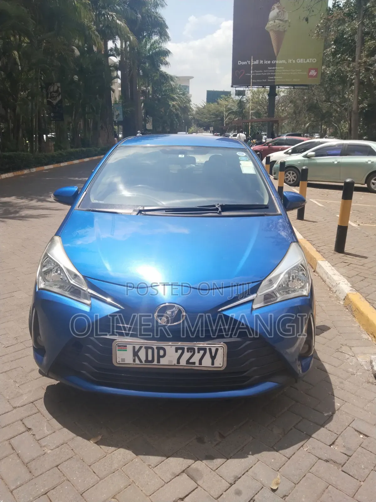 Toyota Vitz 2017 Blue