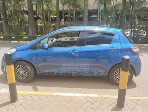 Toyota Vitz 2017 Blue