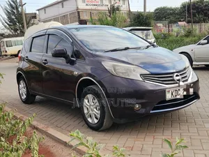Nissan Note 2014 Burgundy