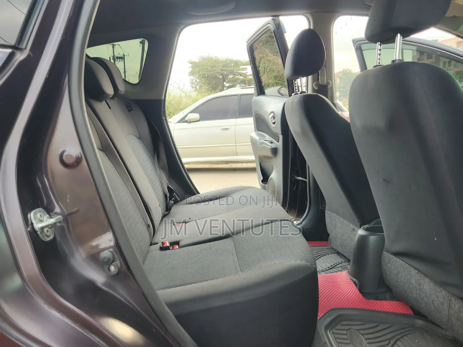 Nissan Note 2014 Burgundy