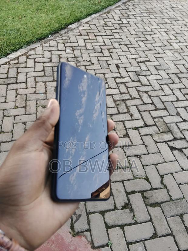 Infinix Smart 8 64 GB Blue - thumbnail 2