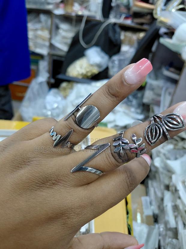 Fashion Rings - thumbnail 11