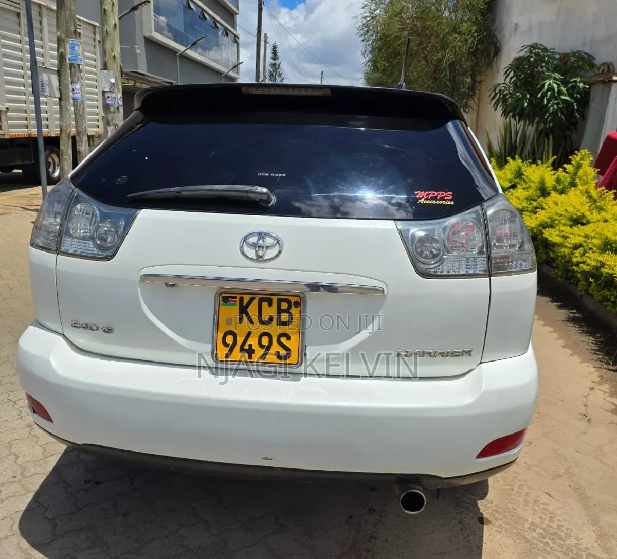 Toyota Harrier 2008 White