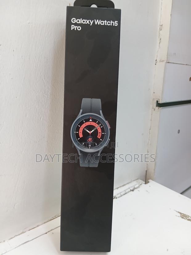 Samsung Galaxy Watch 5 Pro 45mm Titanium Black - thumbnail 2